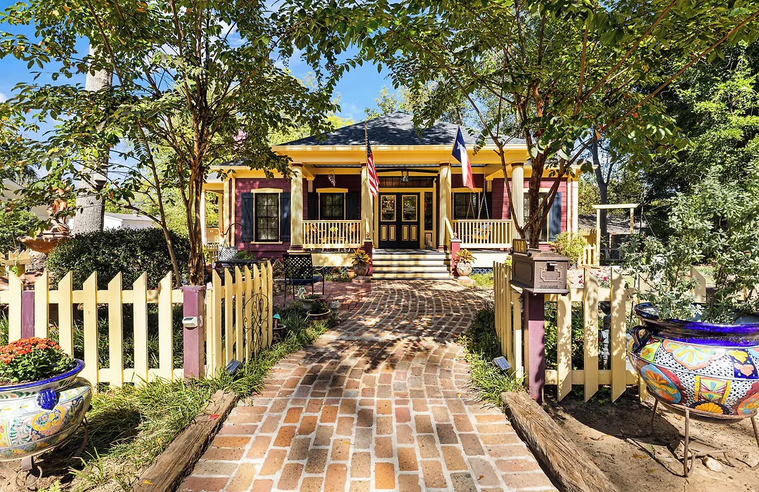 The Steamboat Inn-1